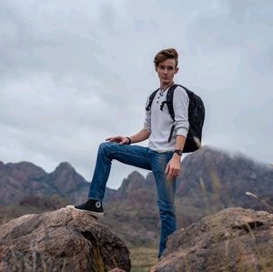 Meet your Posher, Miles